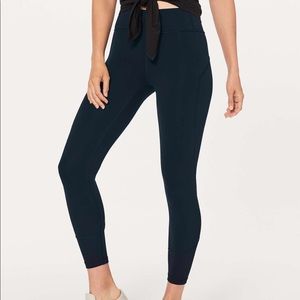 lululemon in movement everlux 7/8 leggings